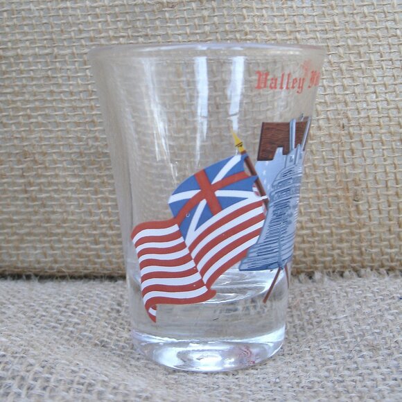 Vintage Valley Forge PA Liberty Bell & Flags Shot Glass - Picture 7 of 13